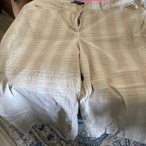 Plus size capri dress pants.